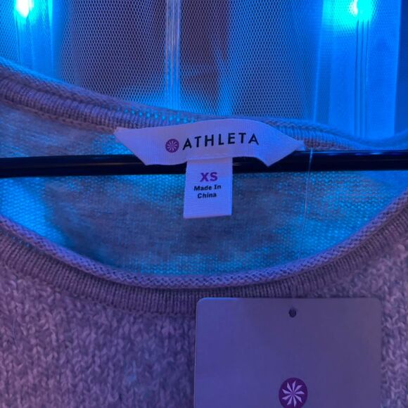 Athleta Women's Grey and Blue Sweatshirt - Picture 2 of 3